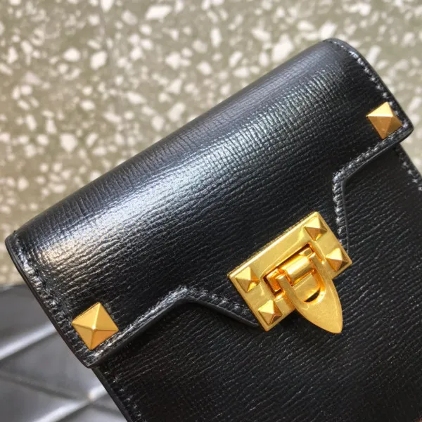 How to buy Cheap VALENTINO ROCKSTUD WALLET 0121