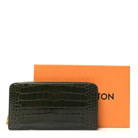 Where to buy Cheap LOUIS VUITTON Alligator Zippy Wallet Green 0119