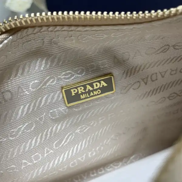 Affordable Cheap Prada Re-Edition 2005 crochet bag-23*16*7CM 0128