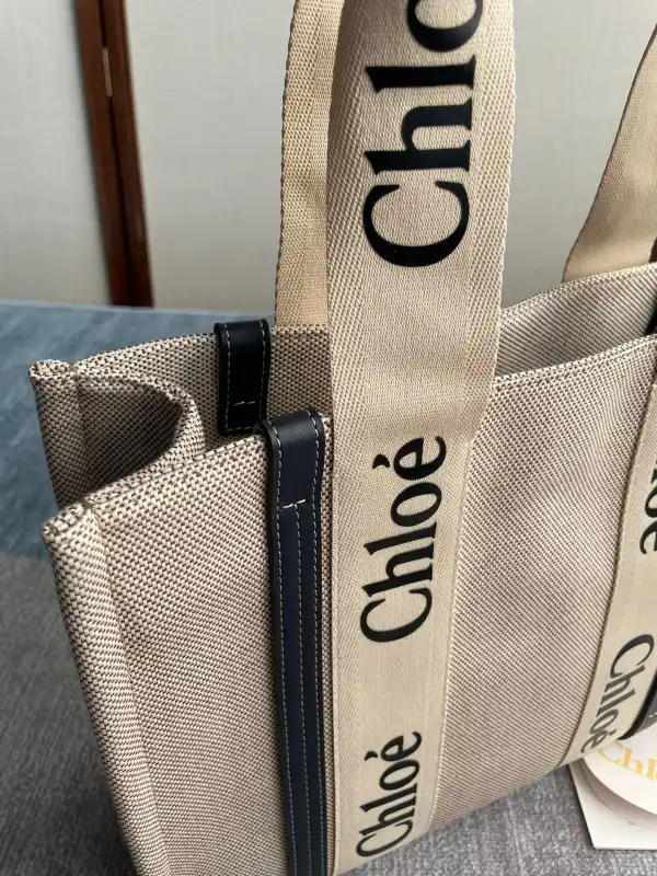 Where to buy Cheap CHLOÉ MEDIUM WOODY TOTE BAG 0125