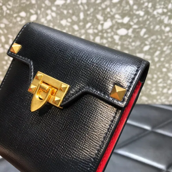 How to buy Cheap VALENTINO ROCKSTUD WALLET 0121