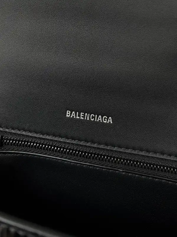 How to buy Cheap Balenciaga Hourglass Bag-23*10*24CM 0122