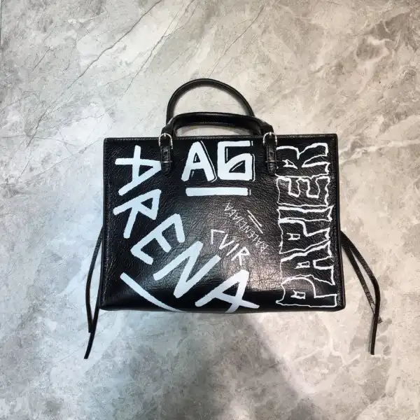 How to buy Cheap BALENCIAGA CLASSIC CITY GRAFFITI 0122