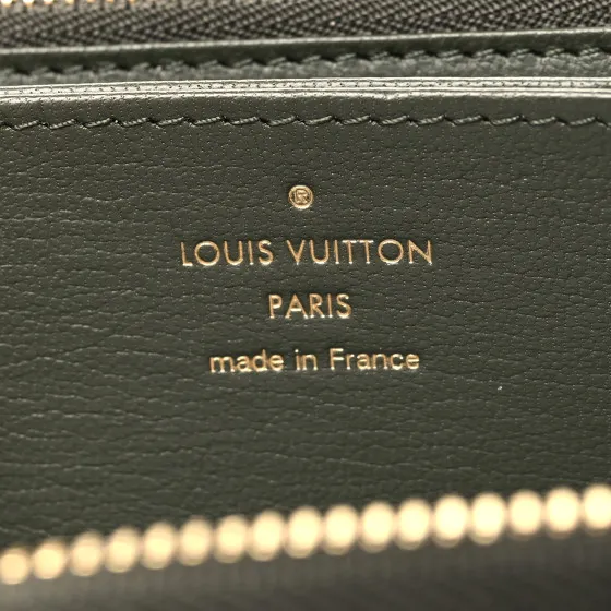 Where to buy Cheap LOUIS VUITTON Alligator Zippy Wallet Green 0119