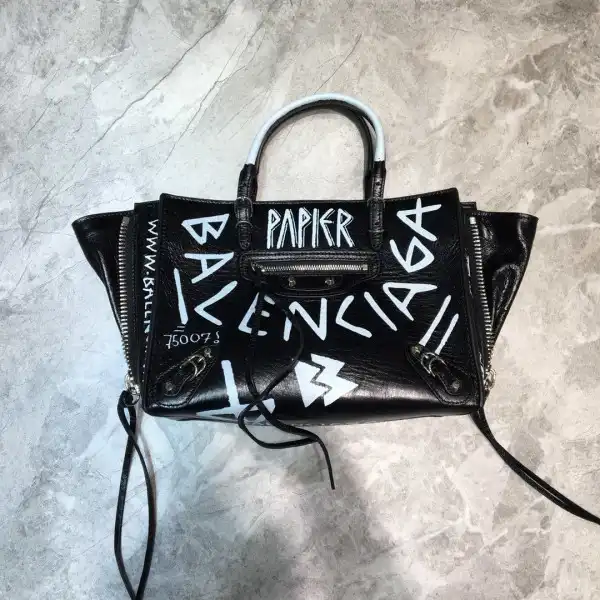 How to buy Cheap BALENCIAGA CLASSIC CITY GRAFFITI 0122