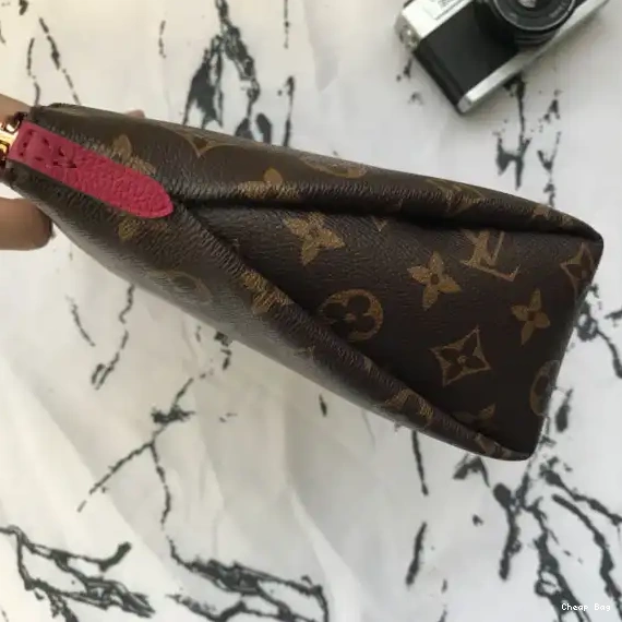 Original Cheap Cheap Louis CASE Vuitton PALLAS BEAUTY 0223