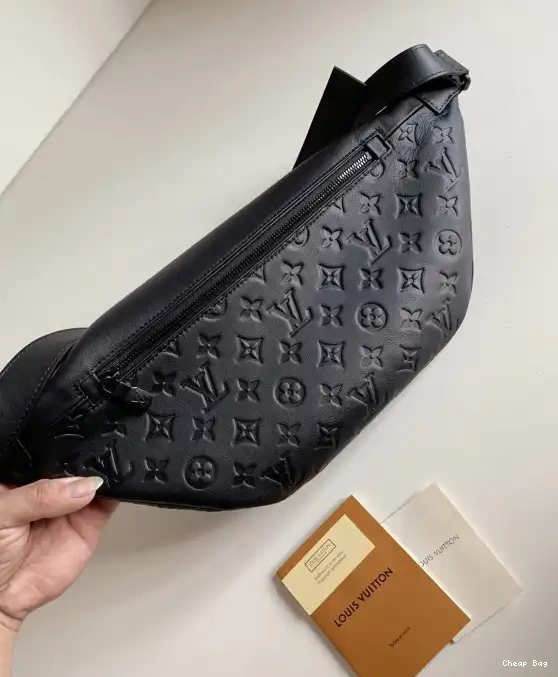 How to buy Cheap VUITTON BUMBAG DISCOVERY LOUIS 0222