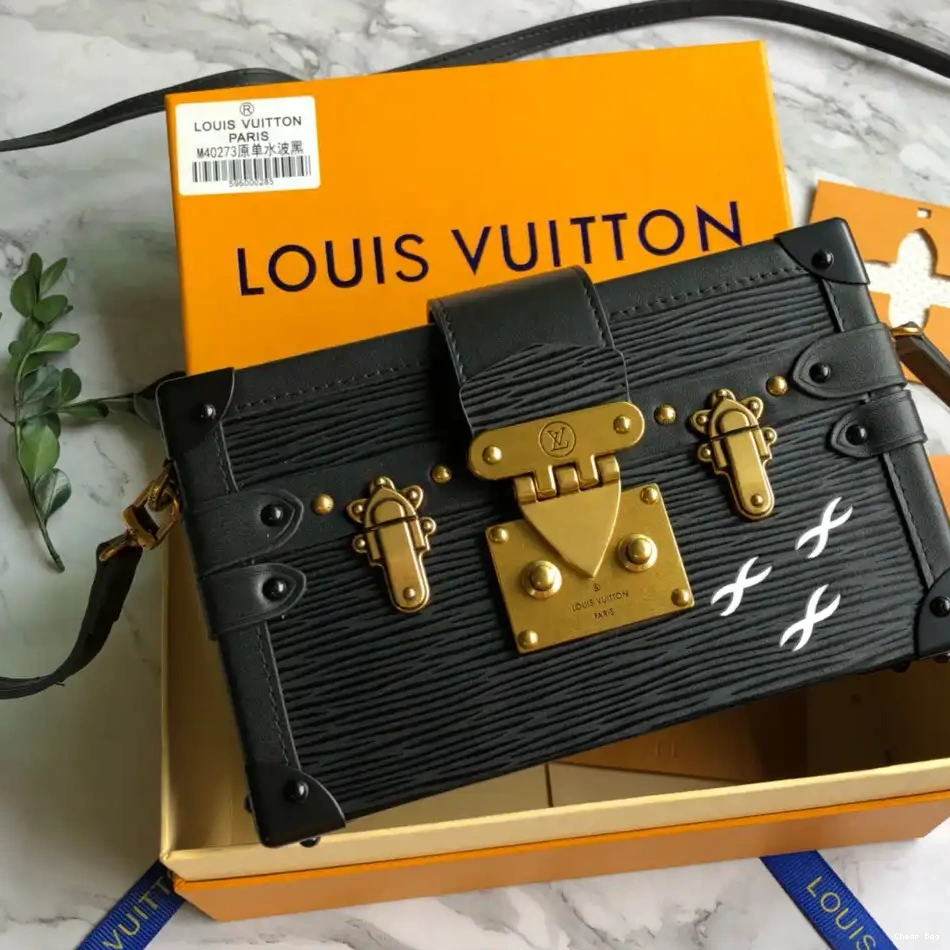 How to buy Cheap LOUIS VUITTON PETITE MALLE 0221