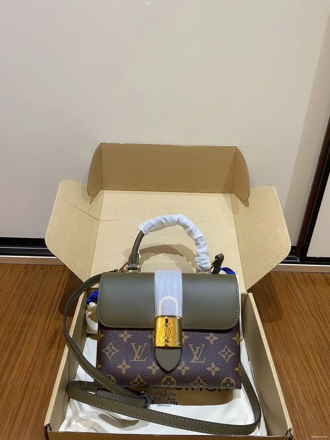 How to buy Cheap VUITTON BB LOUIS LOCKY 0209