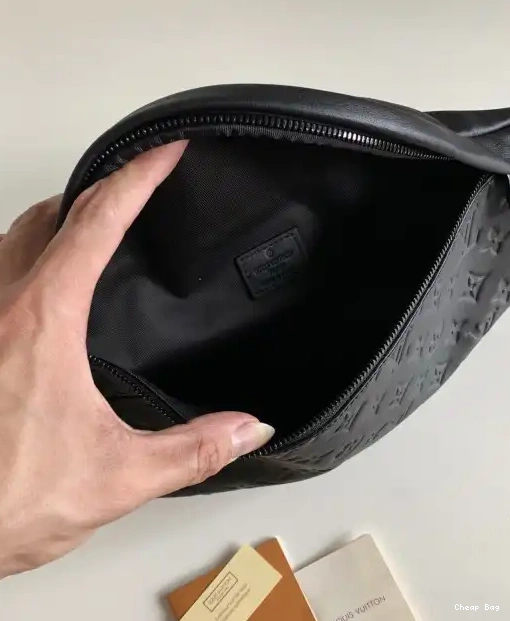 How to buy Cheap VUITTON BUMBAG DISCOVERY LOUIS 0222