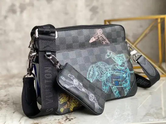 Where to buy Cheap VUITTON MESSENGER LOUIS TRIO 0225