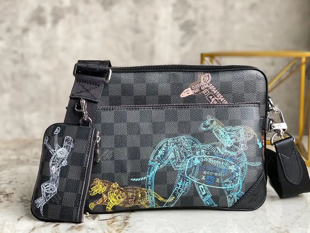 Where to buy Cheap VUITTON MESSENGER LOUIS TRIO 0225