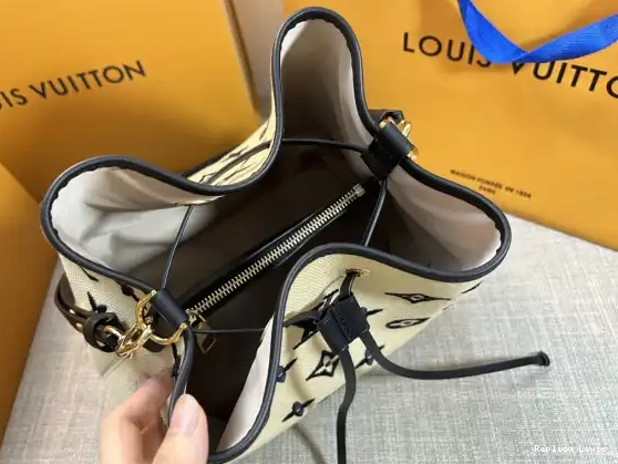 Affordable Cheap NÉONOÉ VUITTON MM LOUIS 0227