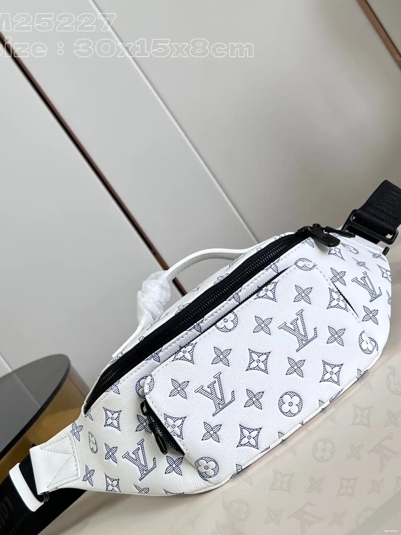 How to buy Cheap Bumbag-30*15*8CM VUITTON Rush LOUIS 0226