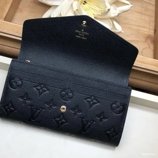 Affordable Cheap WALLET SARAH VUITTON LOUIS 0211