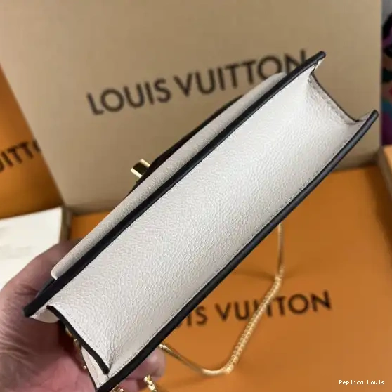 Original Cheap Cheap POCHETTE LOUIS VUITTON MYLOCKME CHAIN 0227