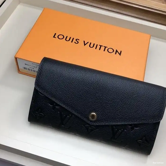 Affordable Cheap WALLET SARAH VUITTON LOUIS 0211