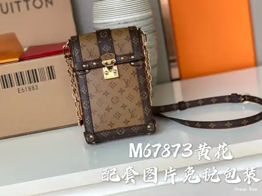 Cheap Authentic Cheap POCHETTE VUITTON TRUNK VERTICAL LOUIS 0221