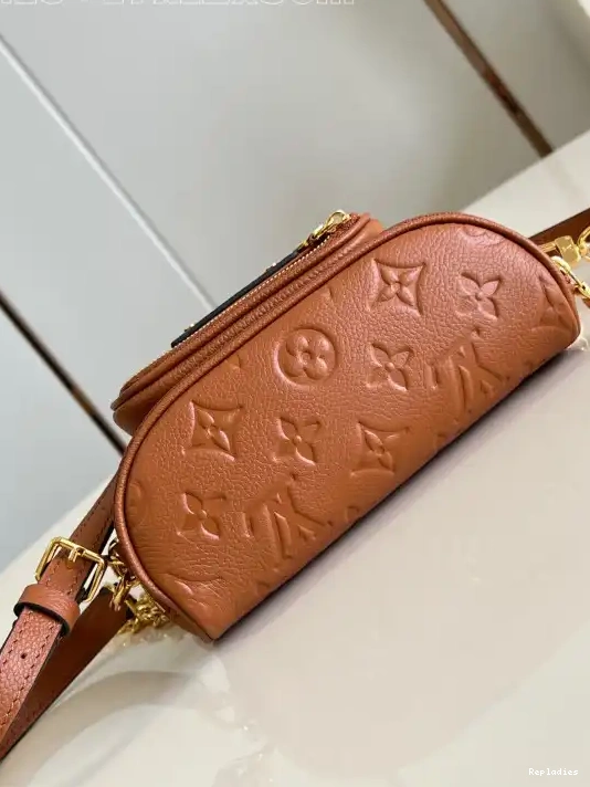 Cheap Authentic Cheap VUITTON MINI LOUIS BUMBAG-17-12-9.5CM 0225