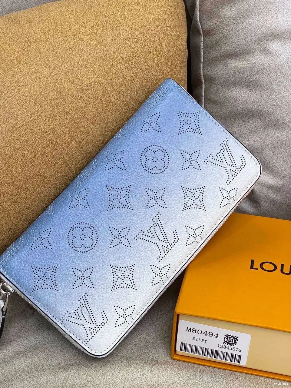 Cheap Authentic Cheap LOUIS ZIPPY VUITTON WALLET 0223