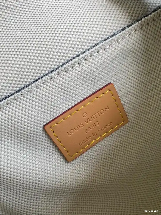 Original Cheap Cheap Steamer VUITTON Nano LOUIS 0218