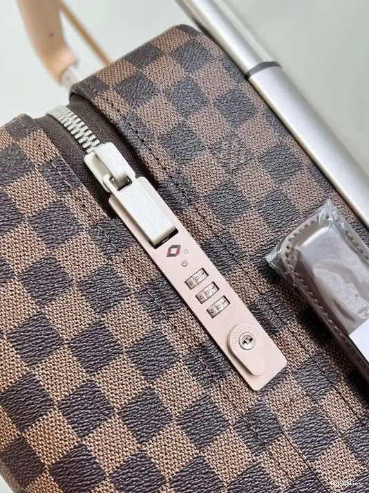 How to buy Cheap 55 HORIZON Louis Vuitton 0313