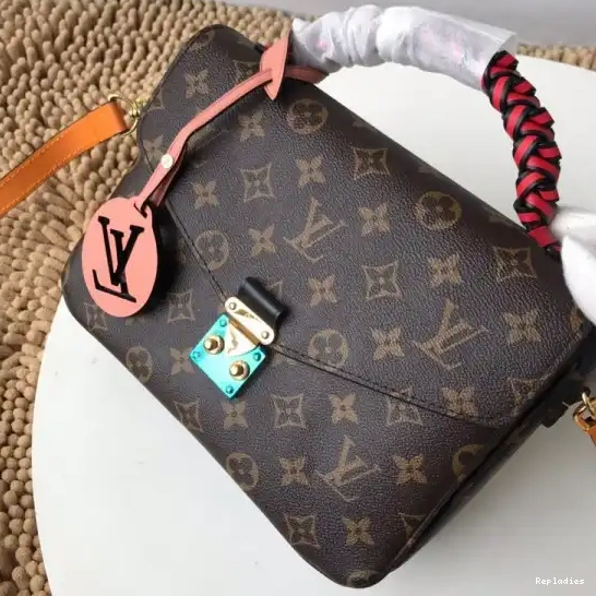 Where to buy Cheap Vuitton Louis POCHETTE METIS 0314